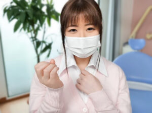 【ラッキースケベ】「あの歯医者…エロい歯科助手がいるらしいぞ！」ミニスカ巨乳美少女が客にスケベなパイズリ行為！