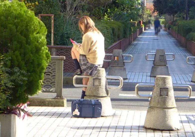 【おバカな美少女】”勉強は嫌いだけどおチ〇チンは大好きだよ…♡”めちゃカワなんだけどおツムは弱いギャルがごっくん！