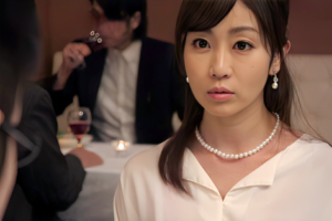 【熟女NTR】”どうか…童貞を卒業させてほしいんです…！”マッサージ店の店員男に筆おろししてほしいと頼まれたが実は詐欺で