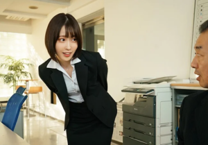 【小悪魔新入社員】”先輩…今日…しませんか…♡？天然なふりしてあざと可愛い密着囁き淫語でセックスの誘いを受けて…