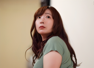 【友人母レイプ】”何なのいきなりっ…お願いやめてっ…！”息子がクラスメイトの弁当をバカにして恨まれた母親がレイプされ
