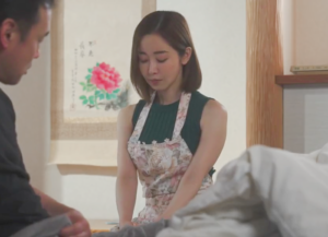 【息子の嫁】”もう...お義父さんのじゃないと満足できないんです...”淡白夫に欲求不満な人妻が義理父のチ〇ポの快楽に溺れ