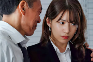 【若妻レイプ】「私…何も悪くないのに…」業務のミスを押し付けられ犯されてしまうスケベ美乳なギャル風美人主婦