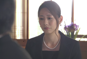 【純潔未亡人】”あなた…どうか許して…”亡くなった経営者の夫の親族が財産を奪うために奥さんを犯し快楽に堕ちていく熟女