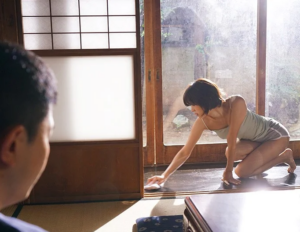 【地方住まいの奥さん】”奥さんあんな破廉恥な恰好…誘ってるのか…？”欲求不満人妻が旦那の目を盗んで都会の若造を誘惑し